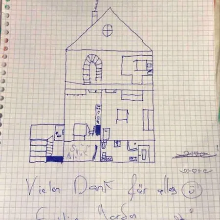 Julia Mit Sauna Eisten